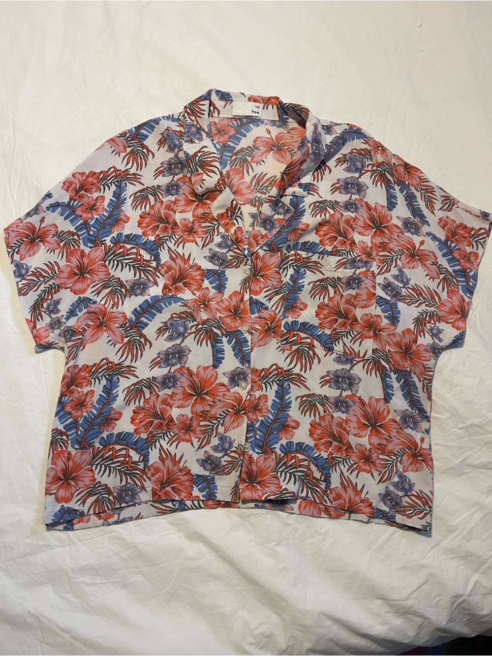 Wilfred Free Aritzia Floral Short Sleeve Button-Up Shirt One Size